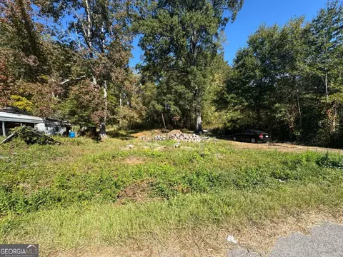 13 Robin Rd, Austell, GA 30168 photo 3