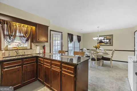 Kitchen - 110 Waverly Way, Lagrange, GA 30240 photo 3 of 4