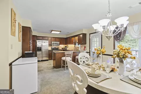 Dining - 110 Waverly Way, Lagrange, GA 30240 photo 2 of 2