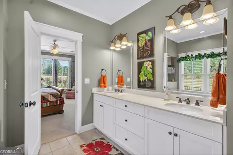 Bath - 212 Aster Way, Lagrange, GA 30240 photo 3 of 7