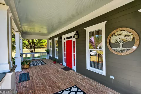 Exterior - 212 Aster Way, Lagrange, GA 30240 photo 4 of 15