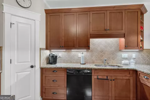 Kitchen - 212 Aster Way, Lagrange, GA 30240 photo 4 of 4