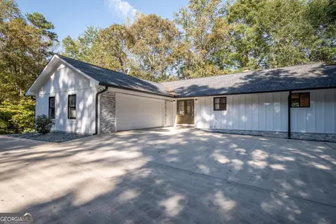 250 Harbor Heights Cir, Lavonia, GA 30553