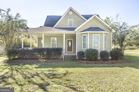 119 William D St, Cochran, GA 31014