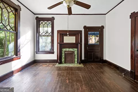 Living - 1784 New Franklin Rd, Lagrange, GA 30240 photo 5 of 8