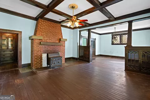 Living - 1784 New Franklin Rd, Lagrange, GA 30240 photo 3 of 8