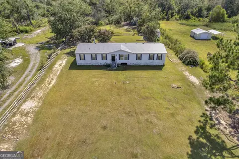 34 Bradford Ln, Hazlehurst, GA 31539