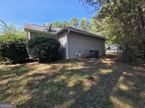 125 Ridgefield Cir, Lagrange, GA 30241 photo 2