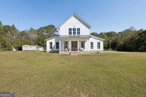 Exterior - 4031 Mud Rd, Brooklet, GA 30415 photo 2 of 6