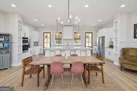 Dining - 4031 Mud Rd, Brooklet, GA 30415 photo 1 of 2