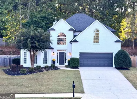 8075 Sandorn Dr, Roswell, GA 30075
