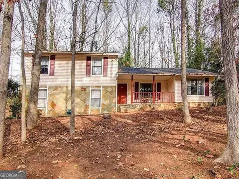 5192 Mainstreet Park Dr, Stone Mountain, GA 30088