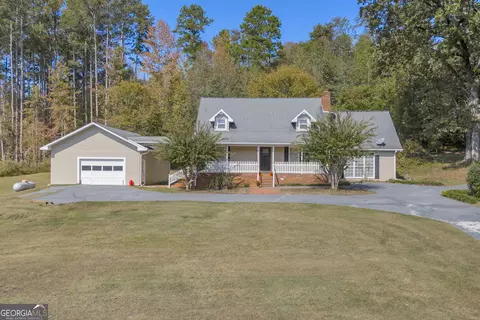 97 Estatohe Cir, Toccoa, GA 30577