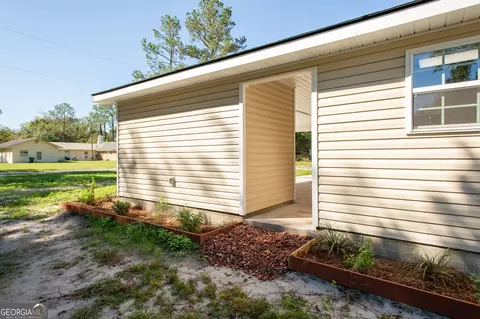 Exterior - 2350 Edgewood St, Waycross, GA 31501 photo 3 of 3