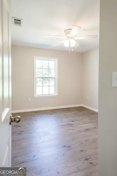 Bedroom - 2350 Edgewood St, Waycross, GA 31501 photo 2 of 5