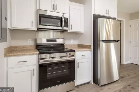 Kitchen - 2350 Edgewood St, Waycross, GA 31501 photo 2 of 2