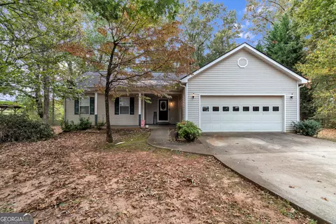 Exterior - 66 Ellis Trl, Covington, GA 30016 photo 5 of 15