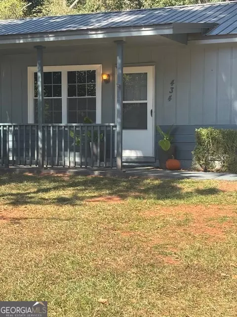 434 Elizabeth Ln, Griffin, GA 30223