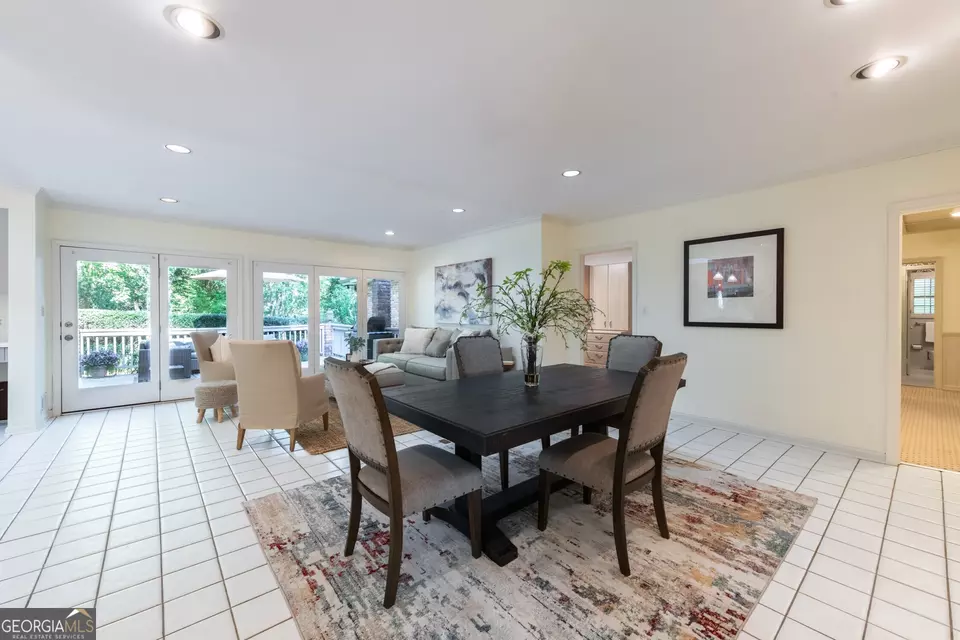 Dining - 3144 E Wood Valley Rd NW, Atlanta, GA 30327 photo 4 of 5