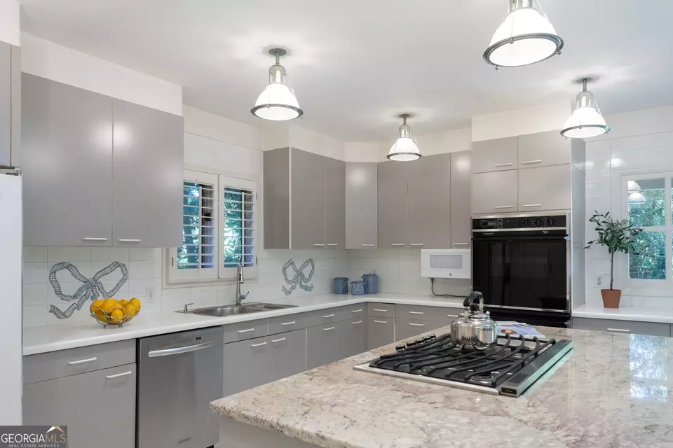Kitchen - 3144 E Wood Valley Rd NW, Atlanta, GA 30327 photo 3 of 6
