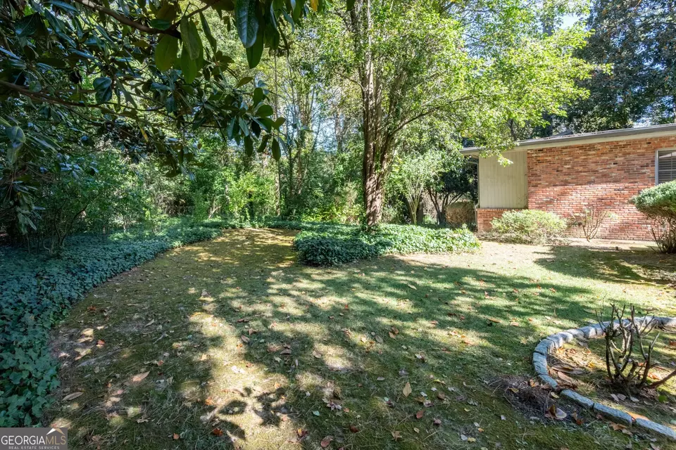 Exterior - 3144 E Wood Valley Rd NW, Atlanta, GA 30327 photo 9 of 10