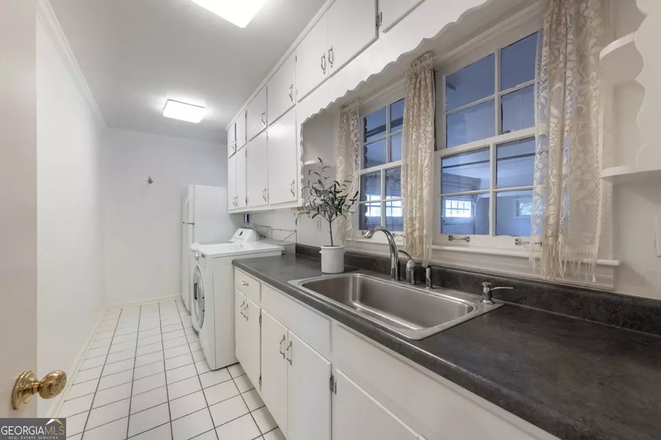 Other - 3144 E Wood Valley Rd NW, Atlanta, GA 30327 photo 7 of 8