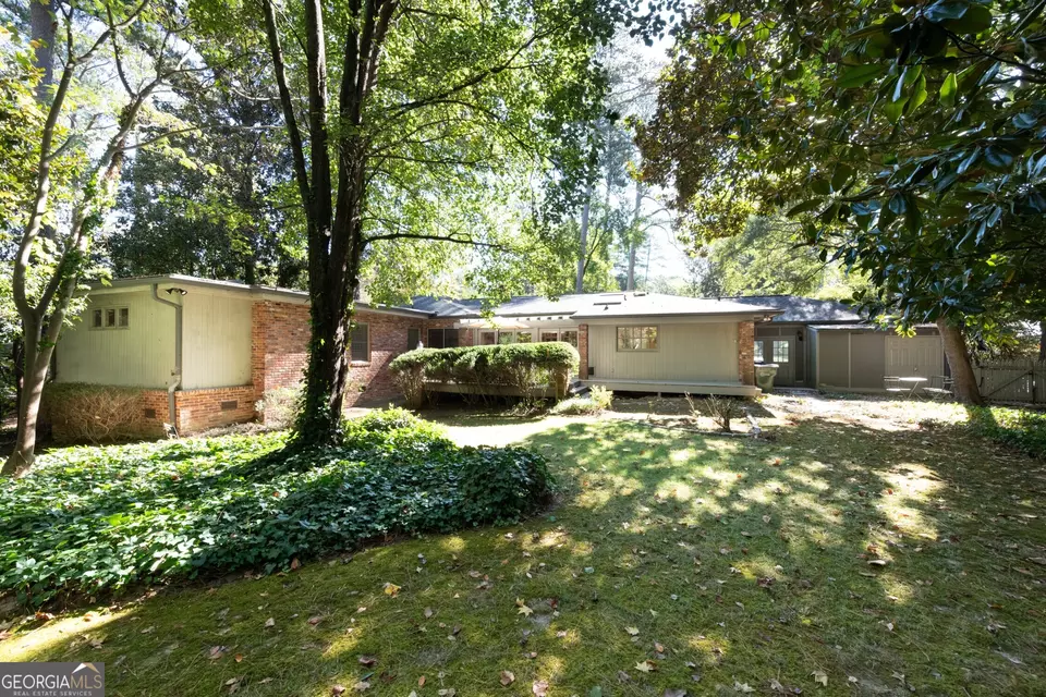 Exterior - 3144 E Wood Valley Rd NW, Atlanta, GA 30327 photo 6 of 10