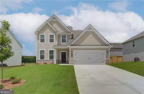 32 Fayme Ct, Newnan, GA 30263