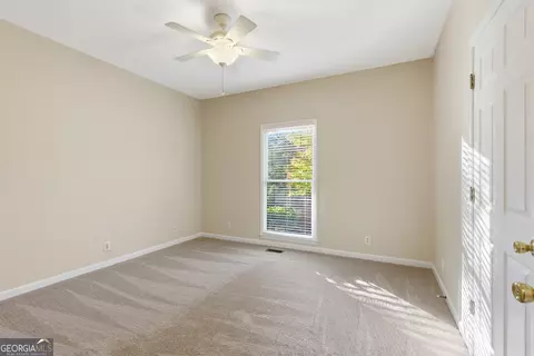 Bedroom - 126 Carolina Dr, Toccoa, GA 30577 photo 4 of 7