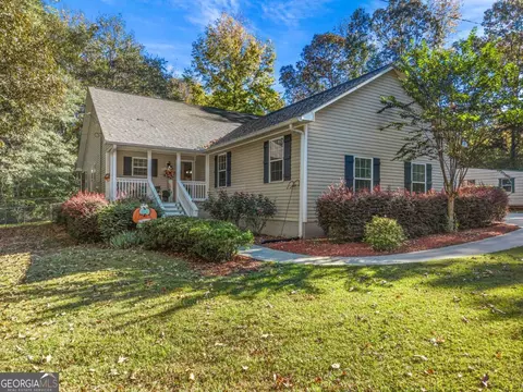 129 Tanglewood Rd SW, Eatonton, GA 31024