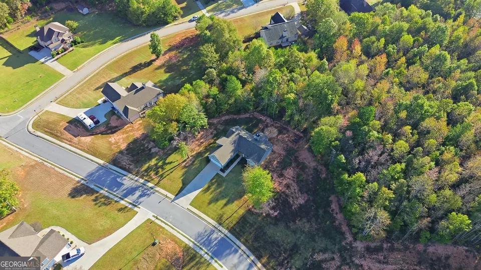 View/Area - 189 Oakwood Dr, Commerce, GA 30529 photo 2 of 5