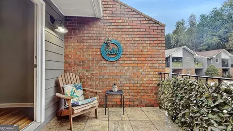 Exterior - 202 Montclair Dr, Calhoun, GA 30701 photo 3 of 7