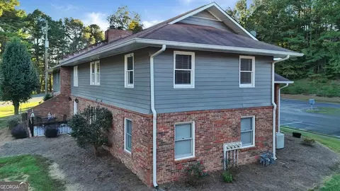 Exterior - 202 Montclair Dr, Calhoun, GA 30701 photo 7 of 7