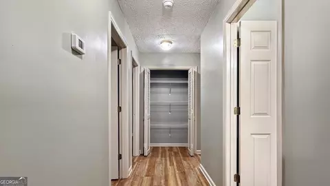 Entry Way - 202 Montclair Dr, Calhoun, GA 30701 photo 7 of 7