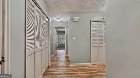 Entry Way - 202 Montclair Dr, Calhoun, GA 30701 photo 1 of 7