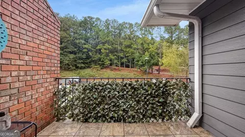 Exterior - 202 Montclair Dr, Calhoun, GA 30701 photo 2 of 7