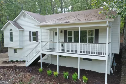 911 White Stag Ln, Canton, GA 30115