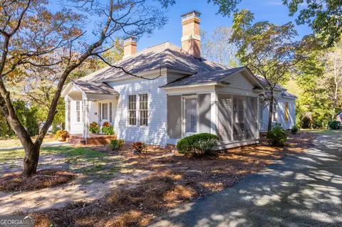 4284 Marietta St, Powder Springs, GA 30127