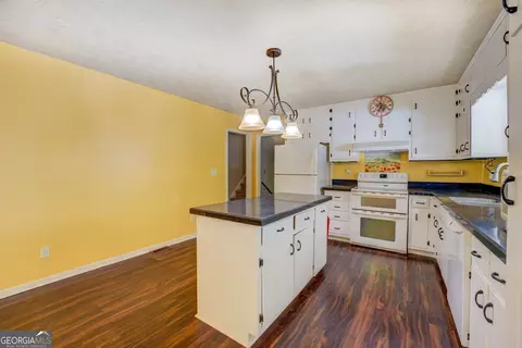 Kitchen - 6627 Cameron Rd, Morrow, GA 30260 photo 1 of 4