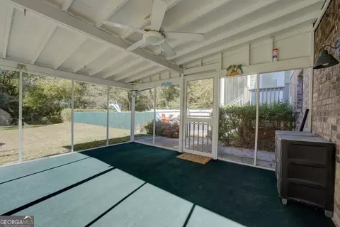 Exterior - 6627 Cameron Rd, Morrow, GA 30260 photo 4 of 13