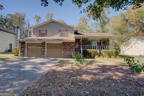 Exterior - 6627 Cameron Rd, Morrow, GA 30260 photo 13 of 13