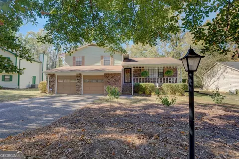 6627 Cameron Rd, Morrow, GA 30260