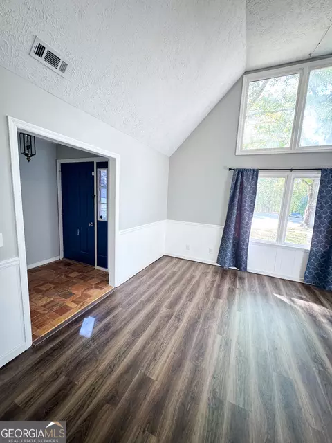 Entry Way - 22 Laurel Dr, Valley, AL 36854 photo 1 of 1