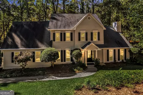 202 Pinnacle Ct, Peachtree City, GA 30269