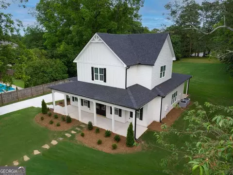 61 Main St, Moreland, GA 30259