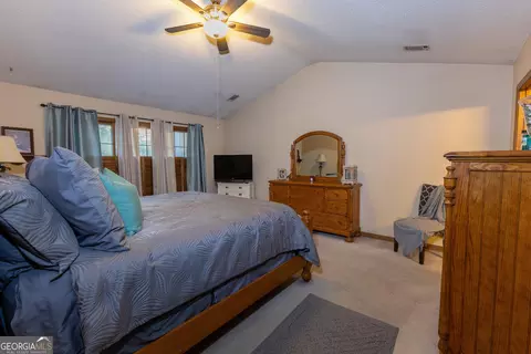 Bedroom - 10990 Clearwater Dr, Hampton, GA 30228 photo 1 of 4