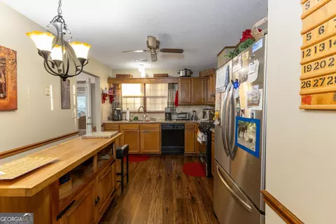 Kitchen - 10990 Clearwater Dr, Hampton, GA 30228 photo 2 of 2