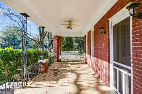 Exterior - 427 E College St, Bowdon, GA 30108 photo 1 of 4