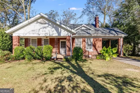 427 E College St, Bowdon, GA 30108