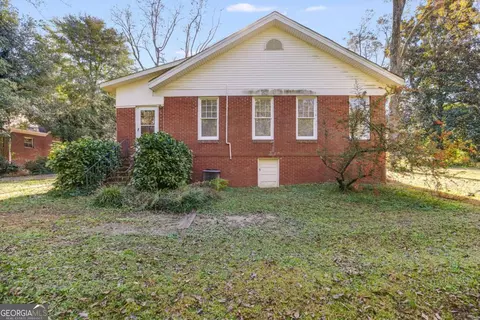 Exterior - 427 E College St, Bowdon, GA 30108 photo 3 of 4